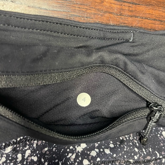 Lululemon Circuit Breaker Skirt- Night View White Black - Picture 3 of 6